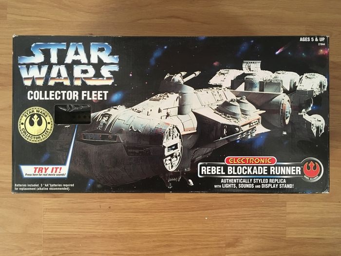 Star Wars Collector's Fleet Rebel Blockade Runner (1996)