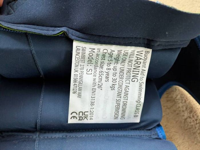 swim vest