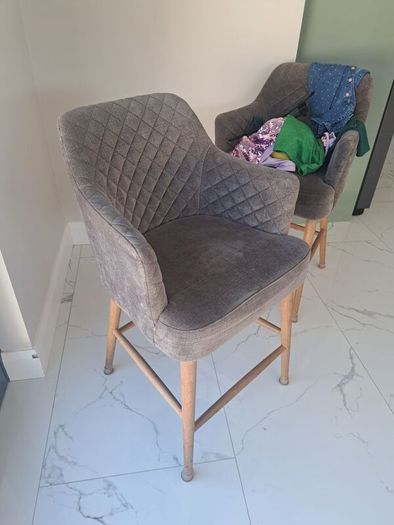 Breakfast bar stools