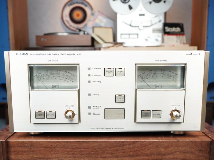 Mega Rare Legendary Beast LUXMAN M05 DUAL MONO CLASS-A 400W  @8 OHMS Bridged over 40KG Champagne edition Serviced Recently