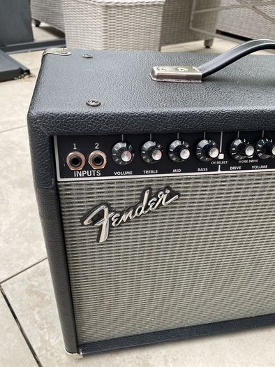 Fender Guitar Amp 90w
