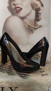 Black High Heels Size 7