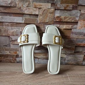 Sliders with gold details, size 6