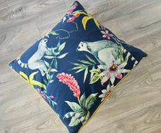 3 Cushions