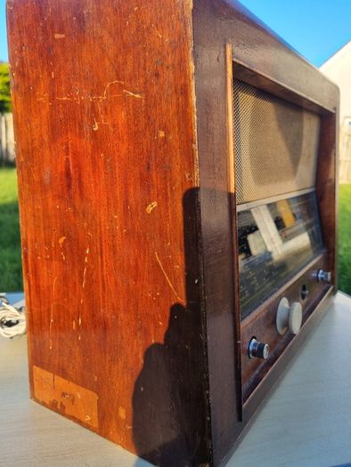 Vintage Bush AC34 valve radio receiver