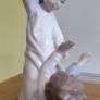 Nao By Lladro - 'Pillow Fight' Handmade Decorative Spanish Porcelain Figurine Image 4