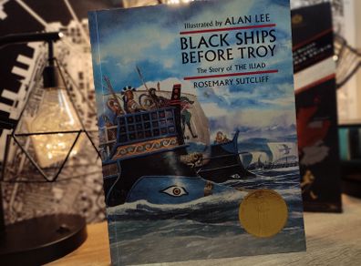 Black Ships Before Troy: The Story of The Iliad ! RARE ! Illustrated by Alan Lee ! Lord of The Rings Illustrator ! 2000 ! by Frances Lincoln !