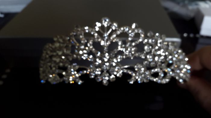 Bride's Designer Crystal Head Piece