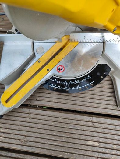 DeWalt mitre saw