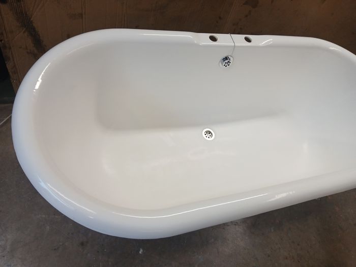 Cast iron bath