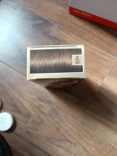 Hair Dye LOreal Natural Brown