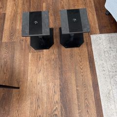 speaker stands