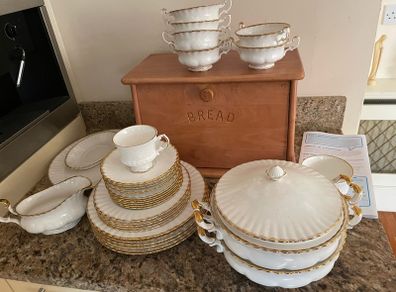 Richmond dinner set