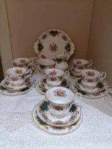 Vintage Royal Albert " Berkeley"  22 pieces Tea Set Fine Bone China
