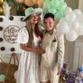 balloon arch and easel Image 2