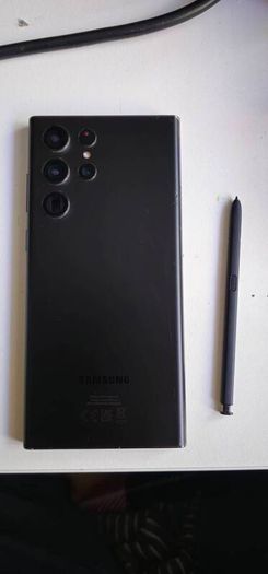 Samsung Galaxy S22 Ultra 5G 128GB Unlocked.