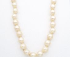 Vintage Cultured Pearls Silver Necklace