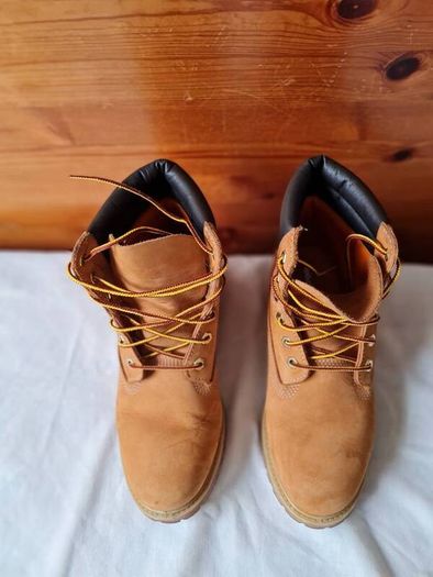 Timberland 4140 boots Size 6.5 eu 39.5 tan suade zero stains In excellent condition