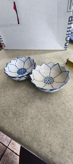 Andrea by Sadek Lotus Bowl Blue White Porcelain Floral Trinket Dish 4.5 Inch 18.00 euro each one.