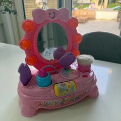 Music makeup mirror