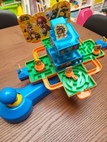 Super Mario Maze Game Deluxe