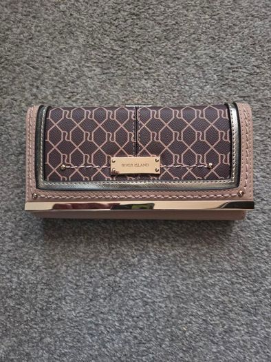 river island wallet