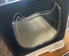 Cat litter tray