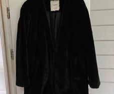 Pull and bear black fur jacket