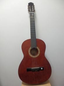 Classical Guitar - needs full restring