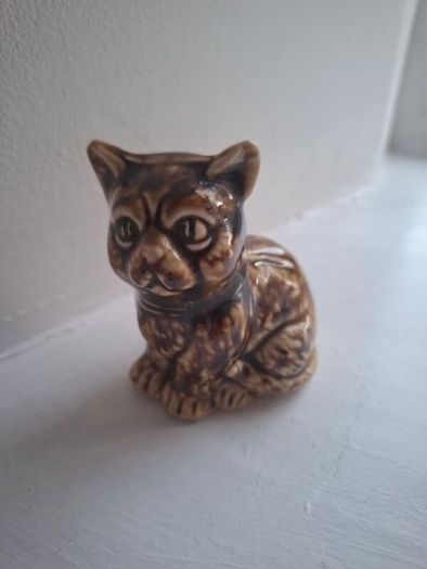 Vintage Staffordshire Treacle Glaze Pottery Brown Cat Figure Ornament
