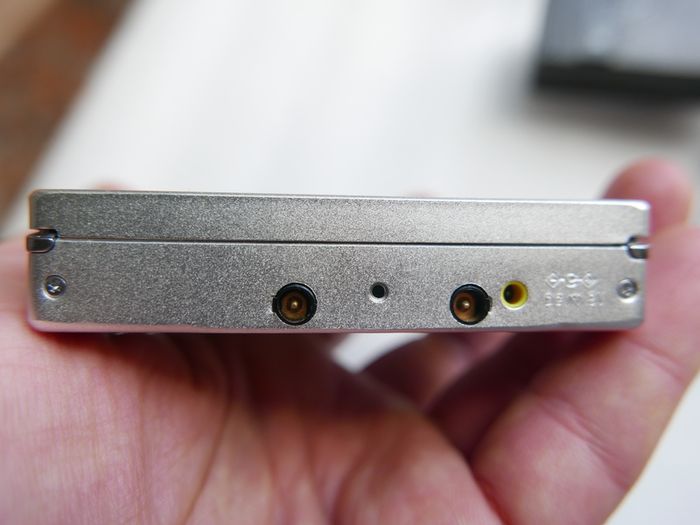 Sony MD Walkman - Portable MiniDisc Player - Silver (MZ-R900) - works well.