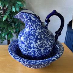 Vintage Jug and Bowl (Mint)
