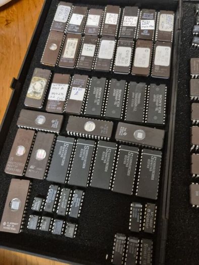 Vintage ics epromss cpus Joblot