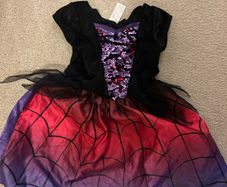 Witch costume Age 3
