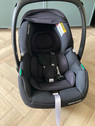 maxi cosi cabrio fix car seat