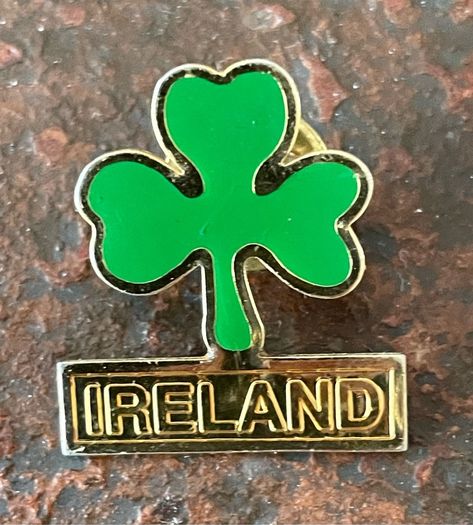 Irish Medals and Badges x 7