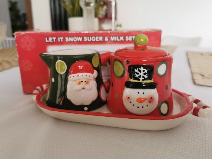 Ceramic Sugar and Milk Set with Tray