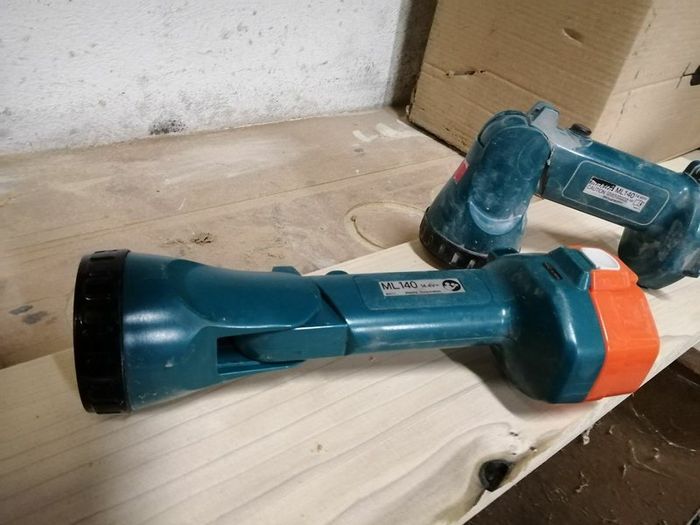 Lots of Old 12 + 14.4 Volt Makita tools in PWO