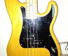 Fender pbass Japan