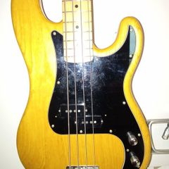Fender pbass Japan