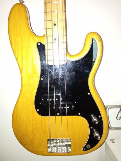 Fender pbass Japan