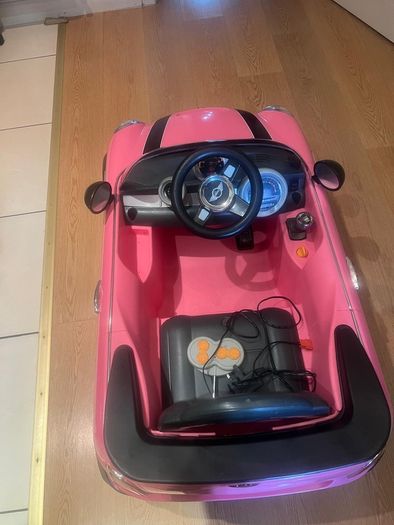 Kids electric car