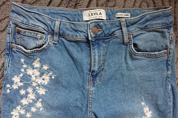 New Look 3/4 Jeans Shorts  Size 14