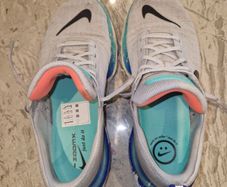 Nike Invincible Run 3 Mens size 9