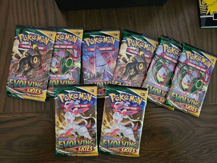 Pokemon TCG Evolving Skies ETB Elite Trainer Box Opened