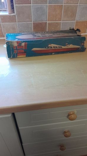 vintage 1970s wind up speed boat made in west Germany.