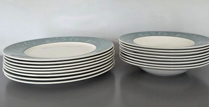 Dinner Plates Soup Plates Royal Doulton