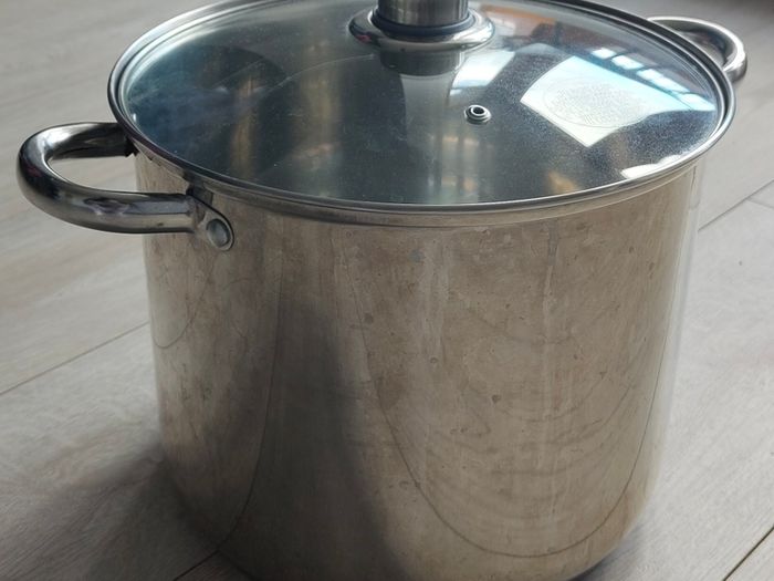 Cooking Pot