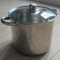 Cooking Pot