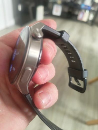 Huawei GT 3 Pro 46mm titanium Smart watch